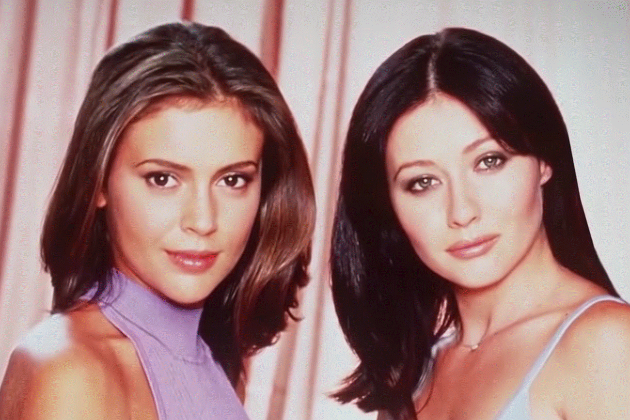 Alyssa Milano & Shannen Doherty – Charmed.gif