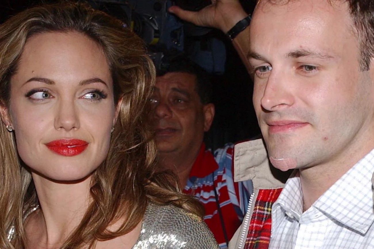 Angelina Jolie and Jonny Lee Miller.jpg