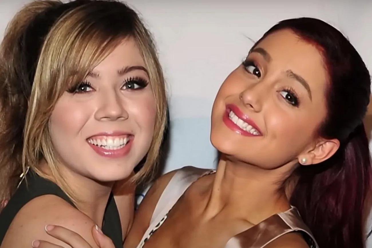 Ariana Grande & Jennette McCurdy – Sam & Cat.jpg?format=webp